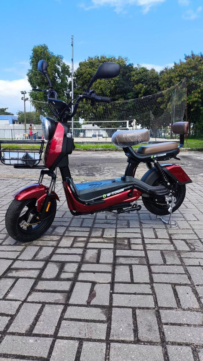 T-MAX — moto elétrica sem CNH MoveCity