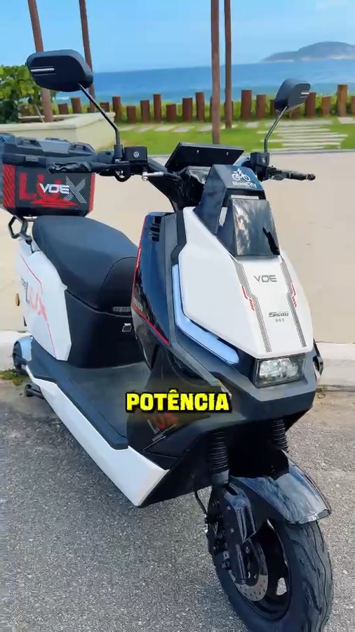 V&iacute;deo da moto el&eacute;trica Lux Voe da MoveCity